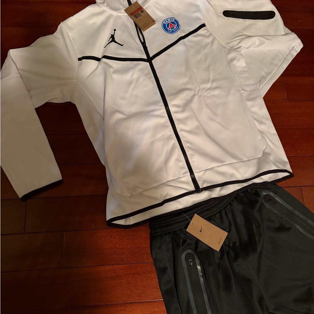 Official PSG Tracksuit!